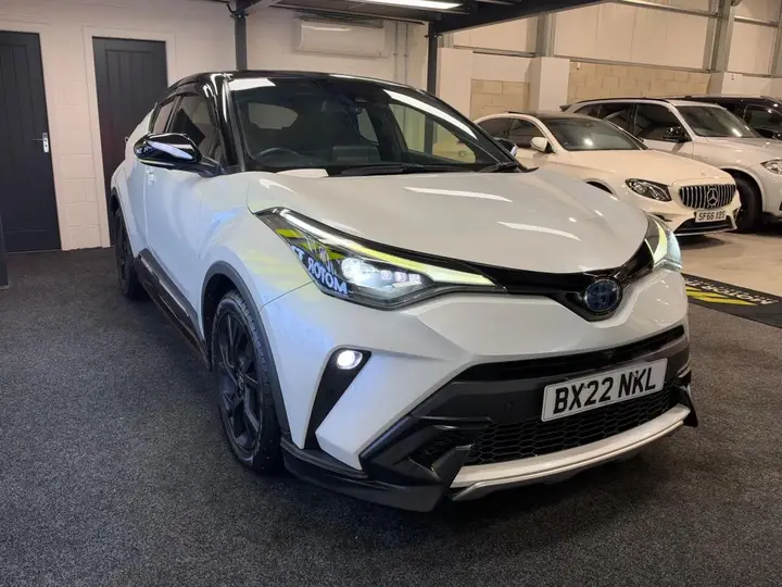 Toyota C-Hr 2022 photo 2