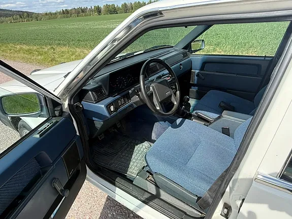 Volvo 740 1988 photo 5