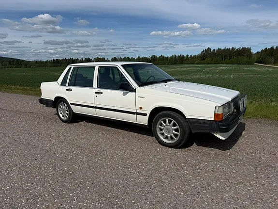 Volvo 740 1988 photo 3