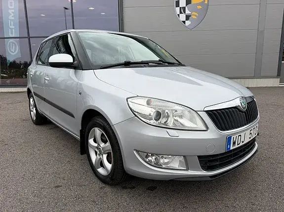 Skoda Fabia 2013 photo 3