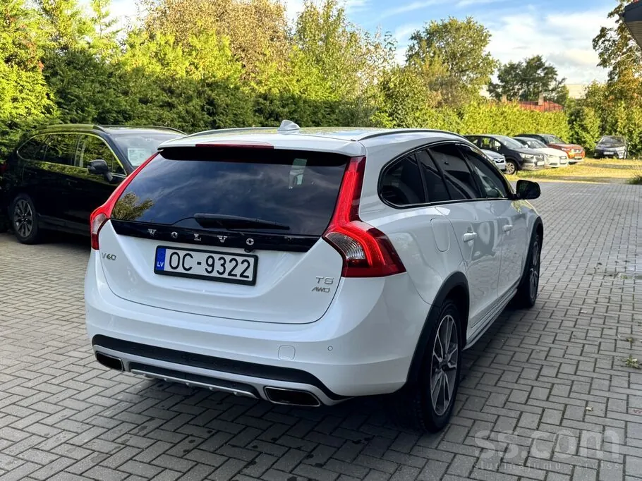 Volvo V60 2017 photo 3
