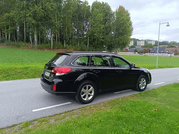 Subaru Outback 2014 photo 4