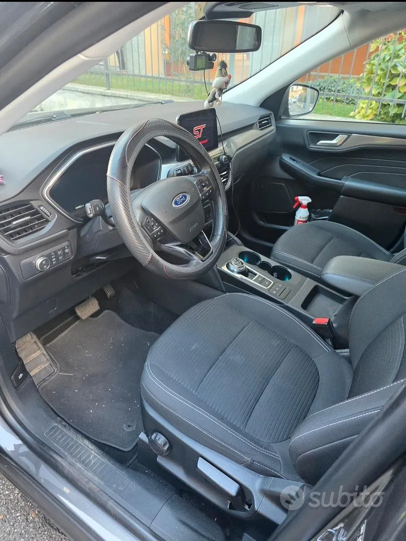 Ford Kuga 2022 photo 5