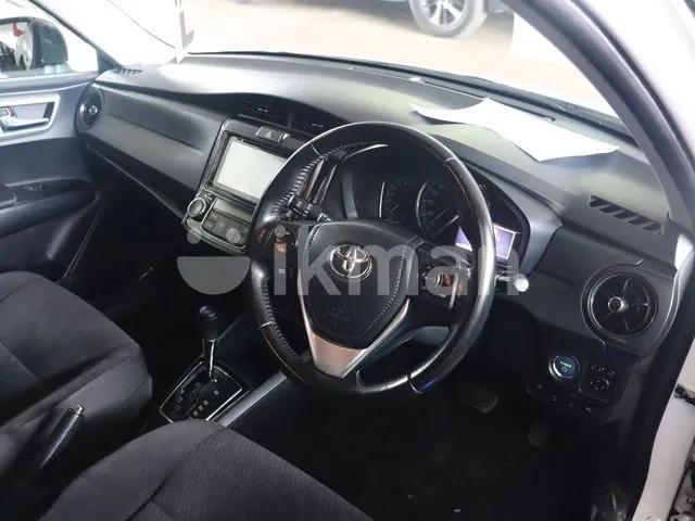 Toyota Axio 2015 photo 2