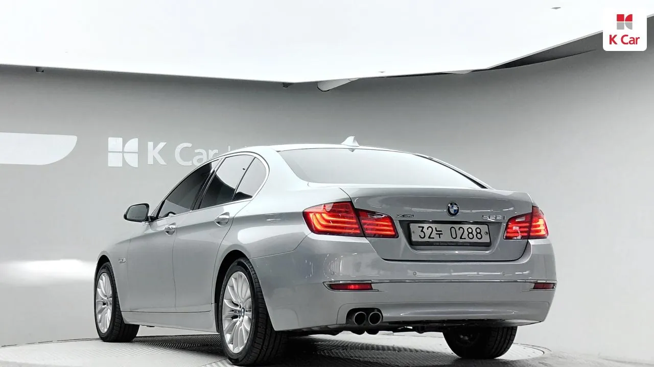 BMW 5 Series (F10) 2016 photo 4