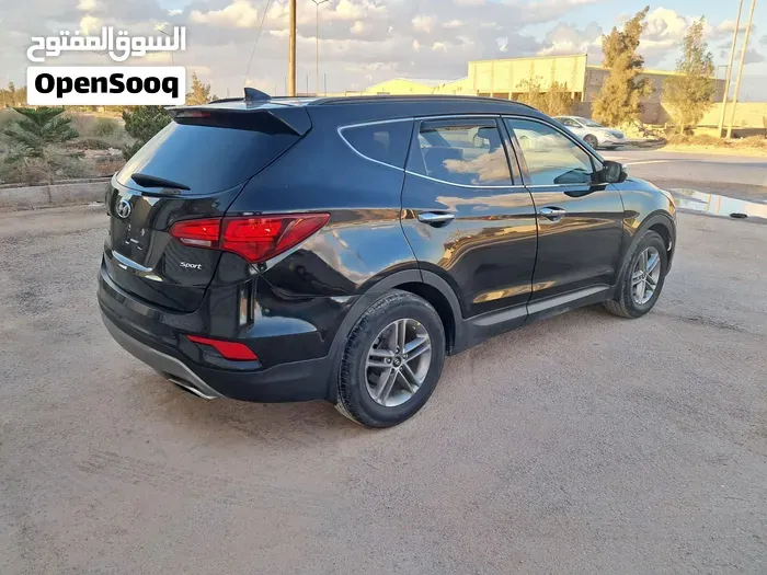 Hyundai Santa Fe 2018 photo 3