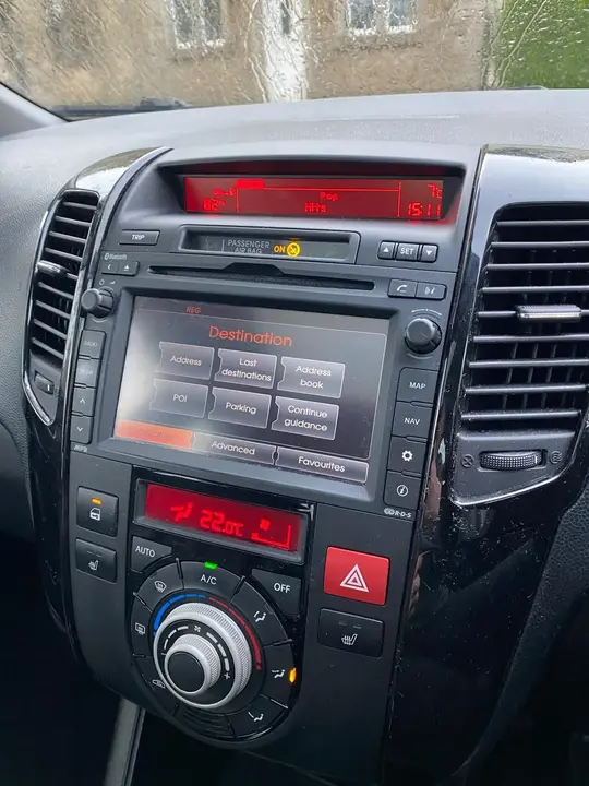 Kia Venga 2013 photo 5