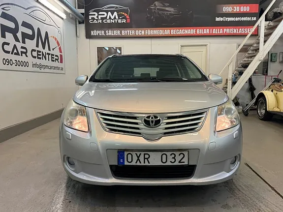 Toyota Avensis 2010 photo 4