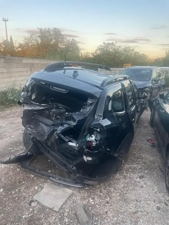 Dacia Duster 2023 photo 3