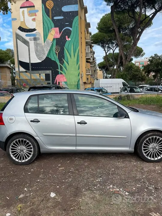Volkswagen Golf 2004 photo 2