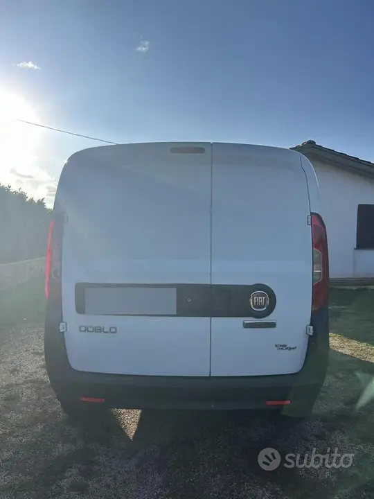 Fiat Doblò 2015 photo 3