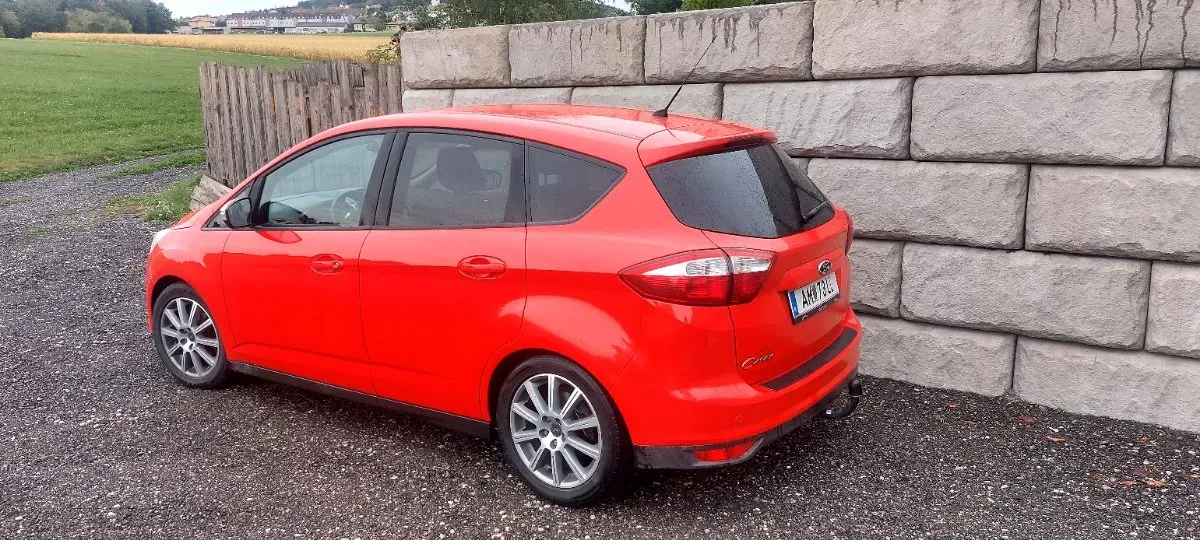 Ford C-Max 2014 photo 2