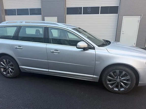 Volvo V70 2016 photo 4