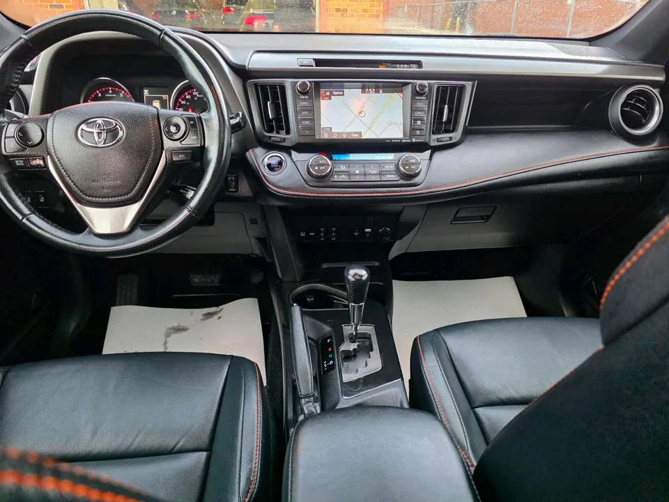 Toyota Rav4 2017 photo 3