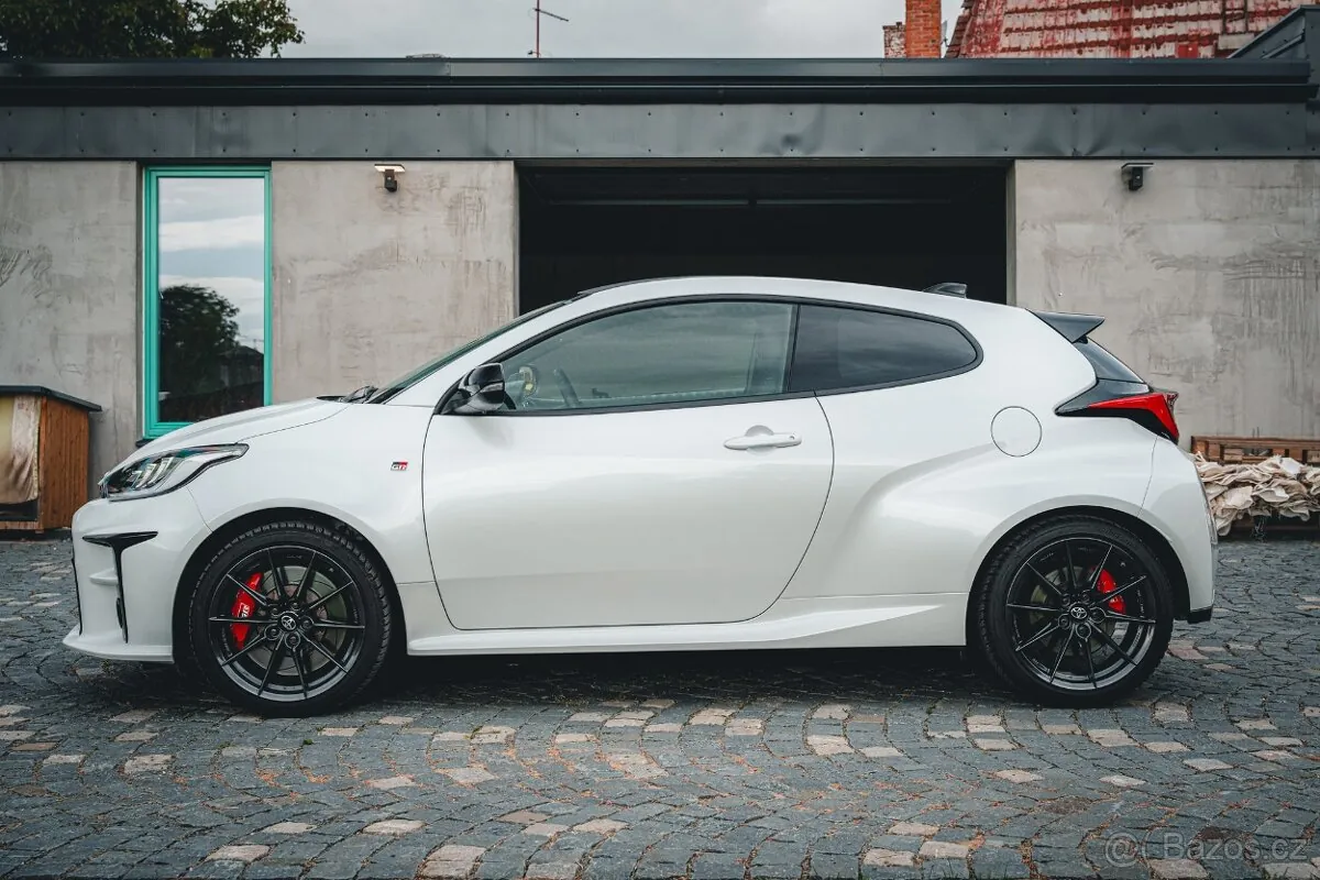 Toyota Yaris 2021 photo 4