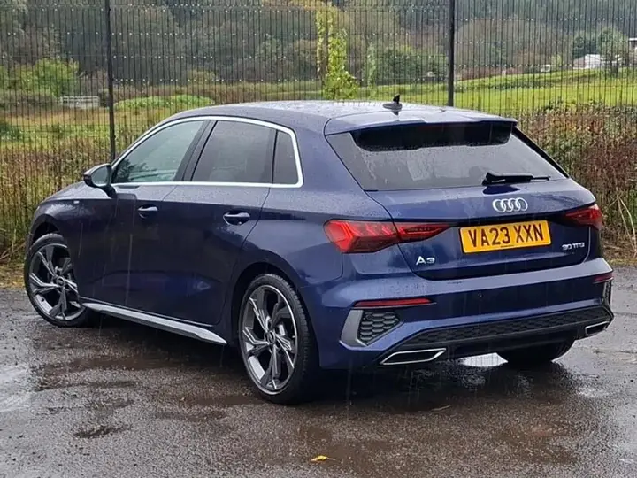 Audi A3 2023 photo 2