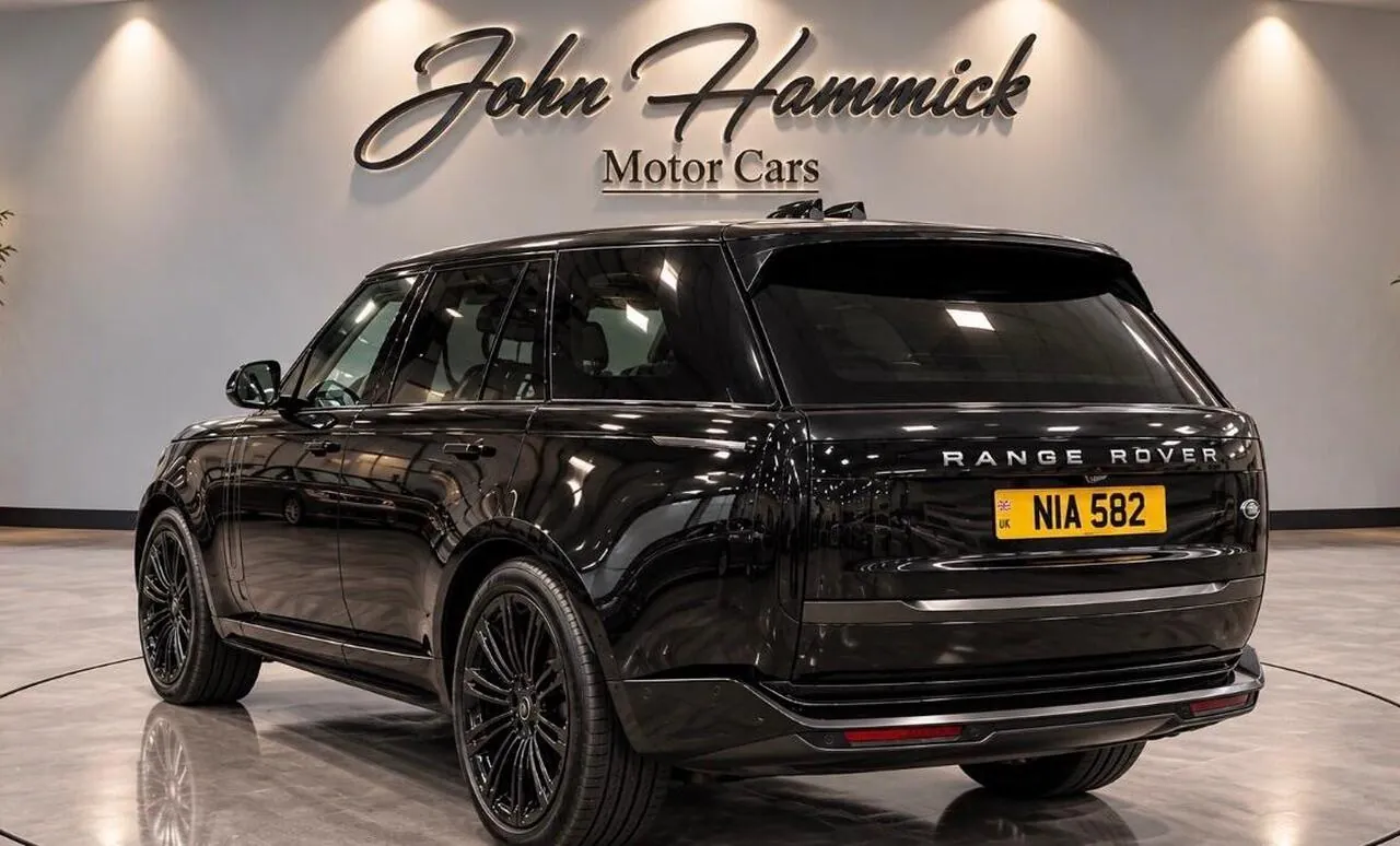 Land Rover Range Rover 2023 photo 2