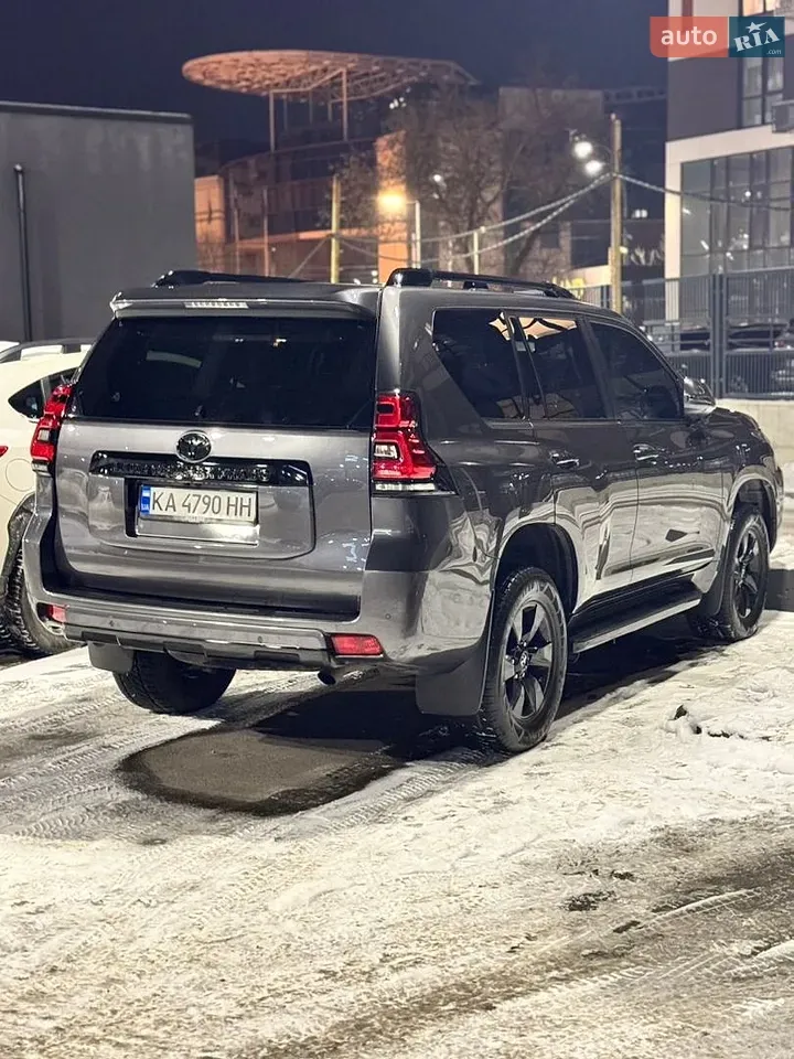 Toyota Land Cruiser Prado 2019 photo 2