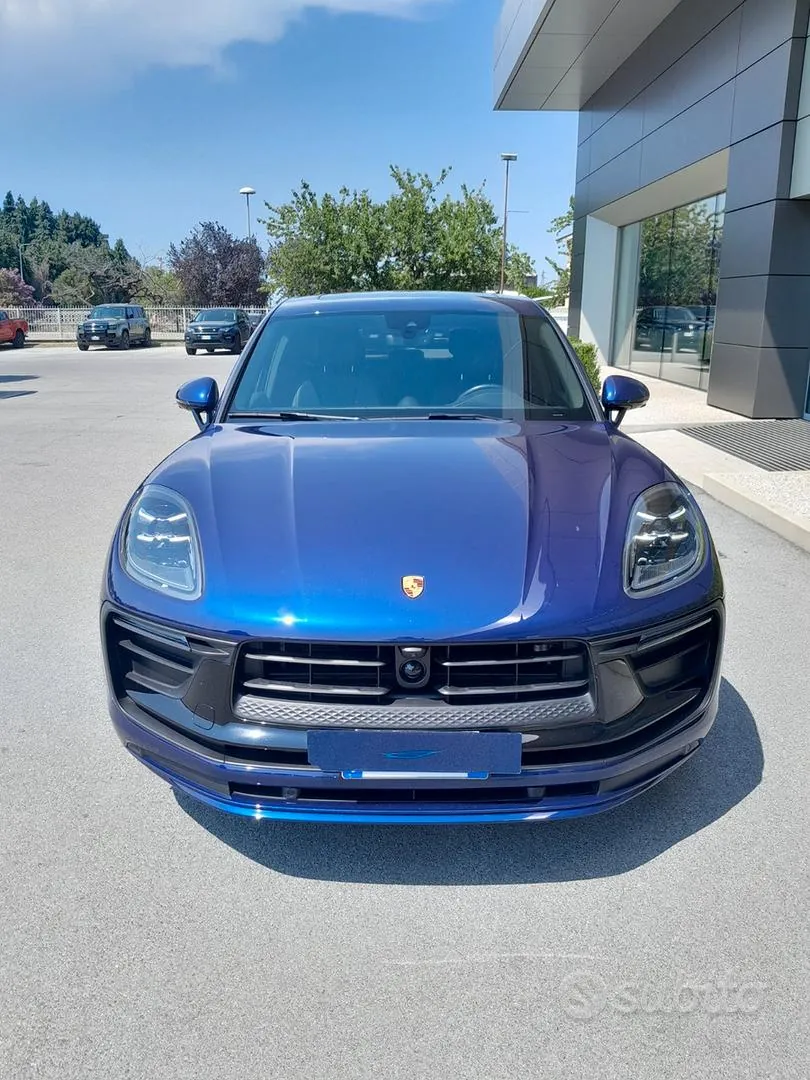 Porsche Macan 2022 photo 2
