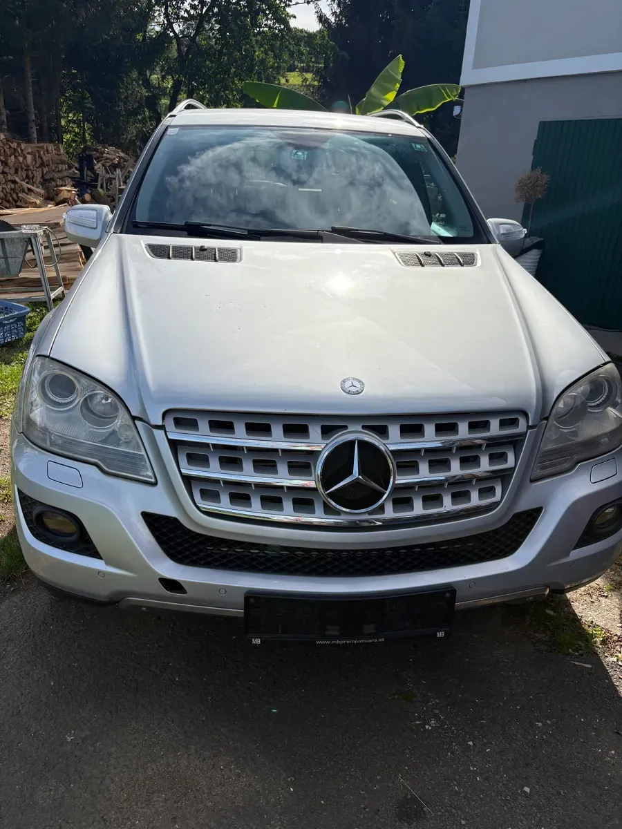 Mercedes-Benz M-Class