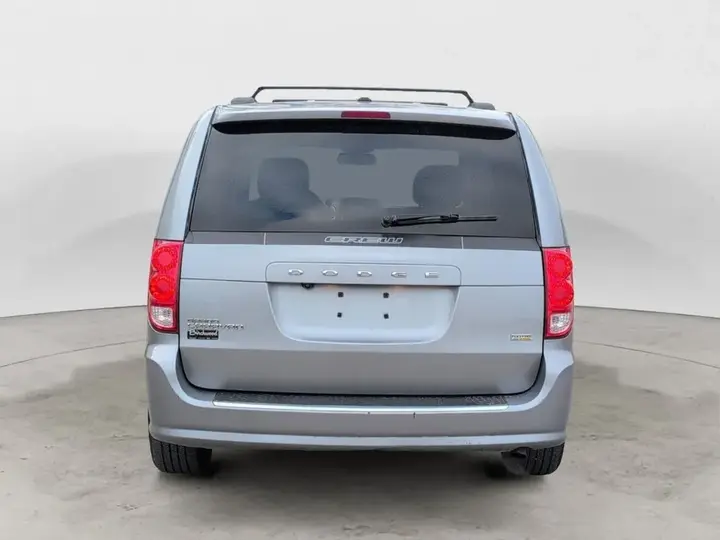 Dodge Grand Caravan 2018 photo 5