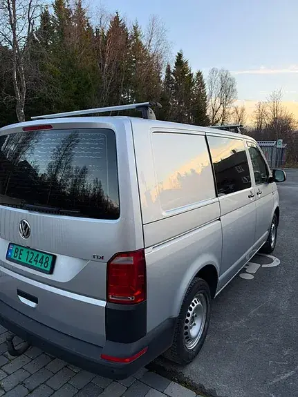 Volkswagen Transporter 2017 photo 3