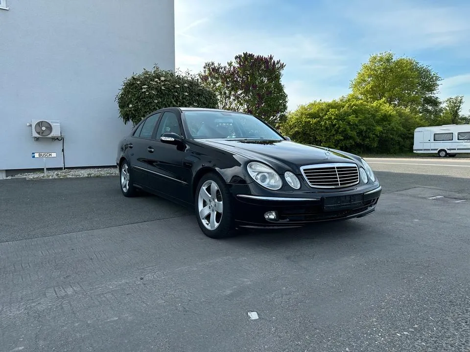 Mercedes-Benz E500