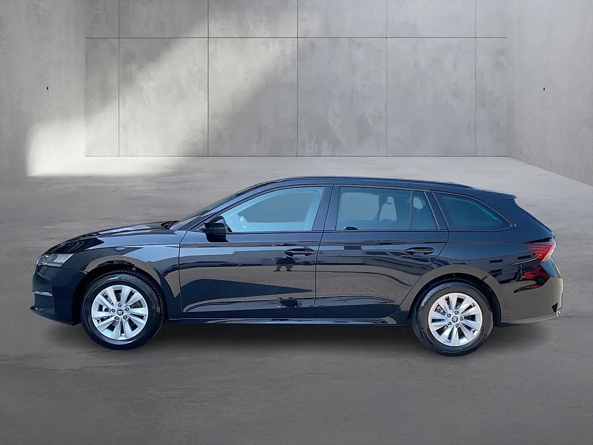 Skoda Octavia 2026 photo 2