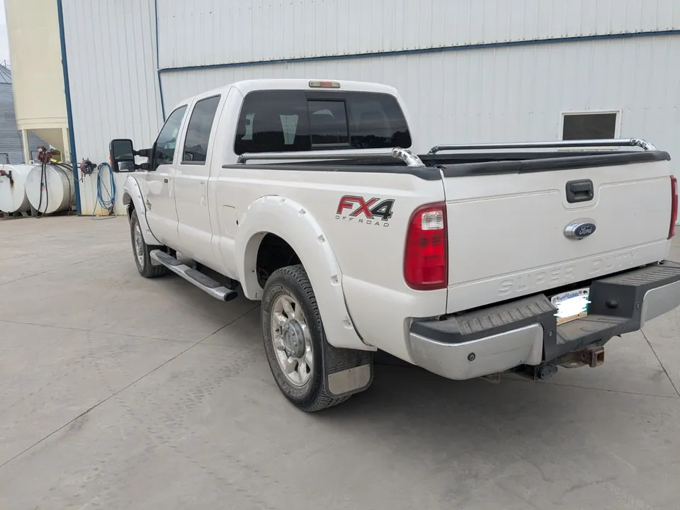 Ford F350 2016 photo 2
