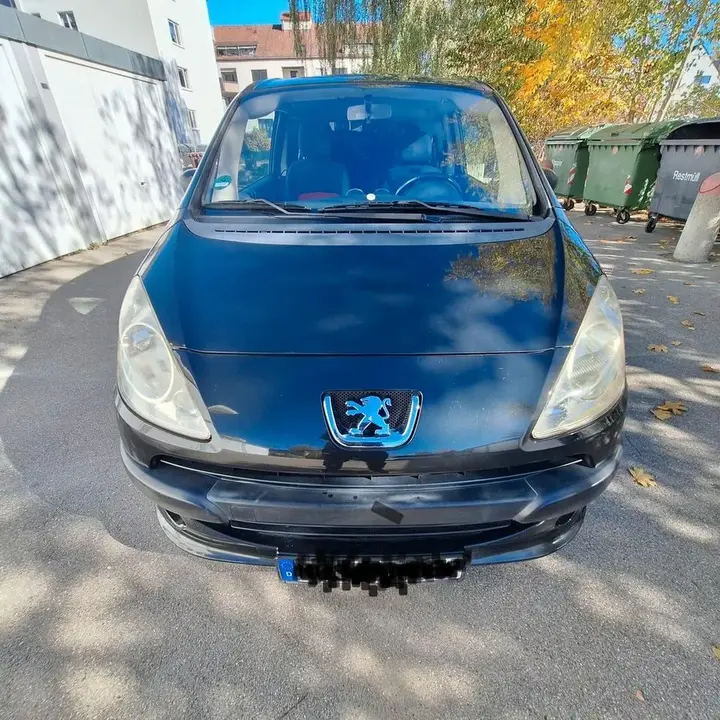 Peugeot 1007