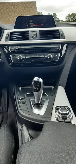 BMW 318D 2016 photo 5