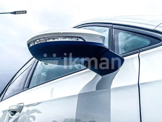 Volkswagen Golf 2023 photo 4