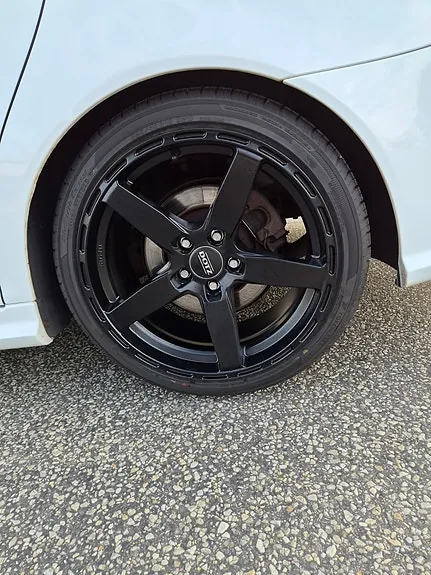 Saab 9-3 2011 photo 3