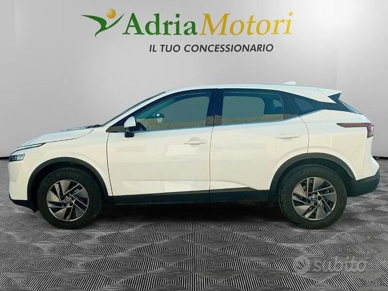 Nissan Qashqai 2022 photo 2