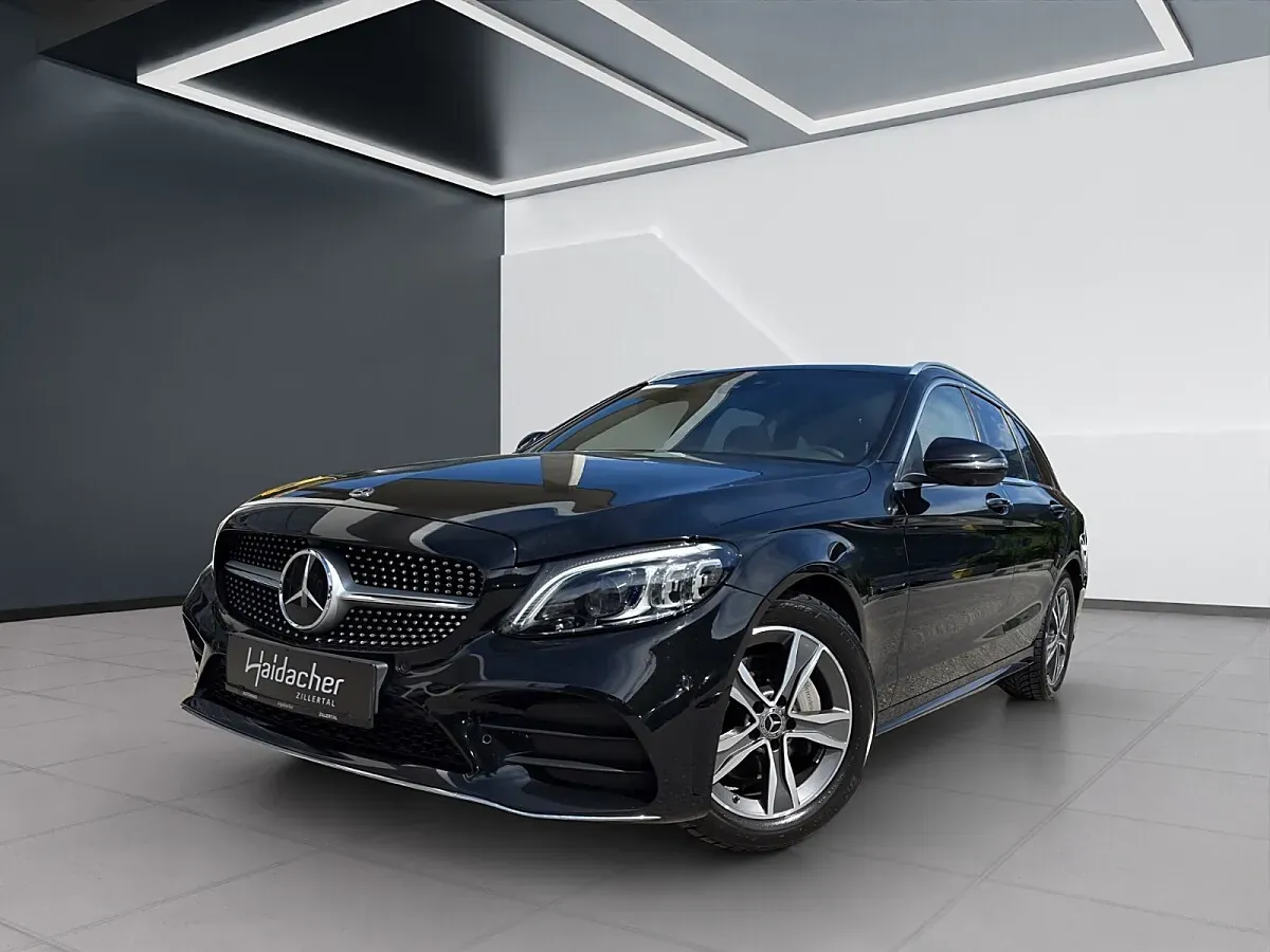Mercedes-Benz C-Class 2019 photo 2
