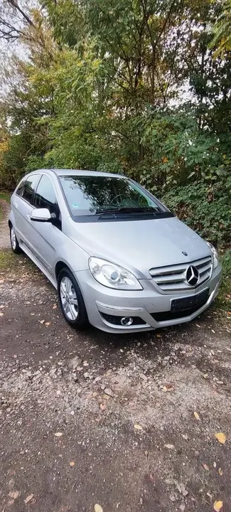Mercedes-Benz B 170
