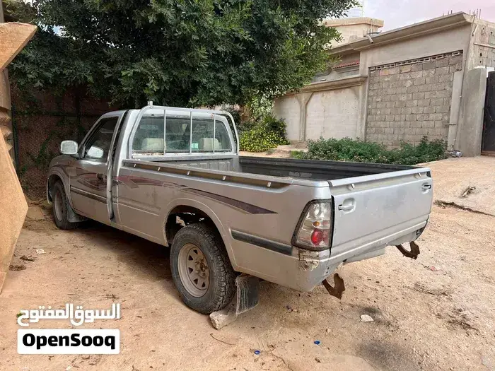 Toyota Hilux 2007 photo 3