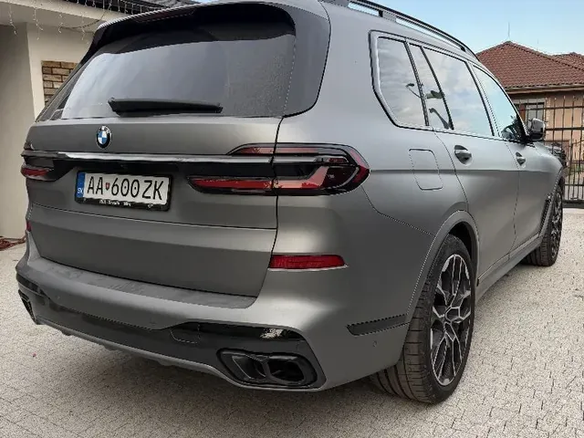 BMW X7 2025 photo 3