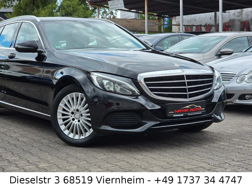 Mercedes-Benz 200D