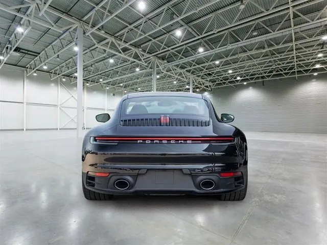 Porsche 911 2024 photo 5