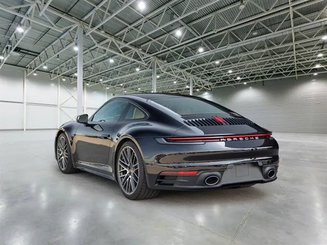 Porsche 911 2024 photo 4