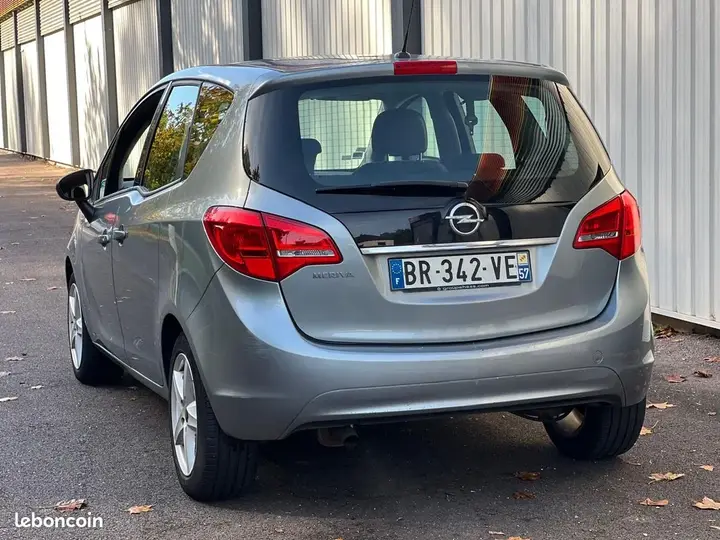 Opel Meriva 2011 photo 4