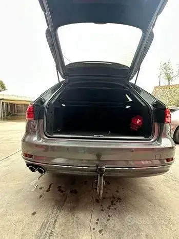 Audi A4 2017 photo 4