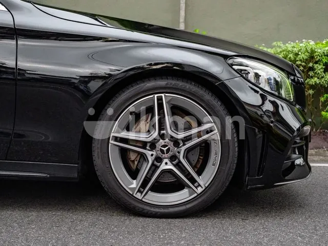 Mercedes-Benz C200 2019 photo 5