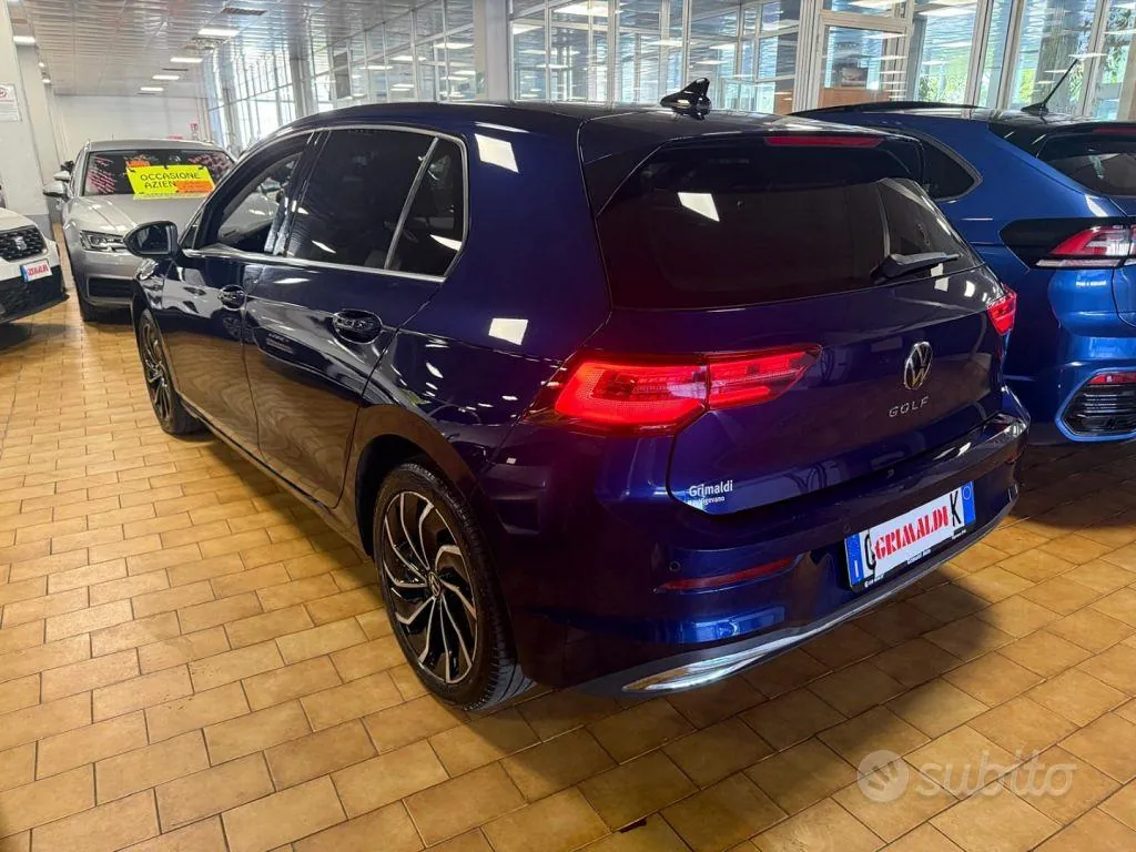 Volkswagen Golf 2022 photo 3