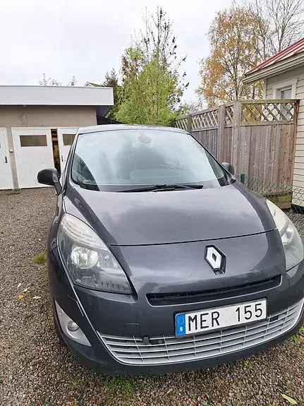 Renault Grand Scenic Iii 2012 photo 3