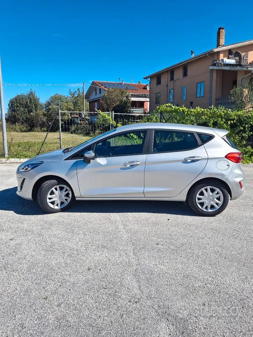 Ford Fiesta 2021 photo 3