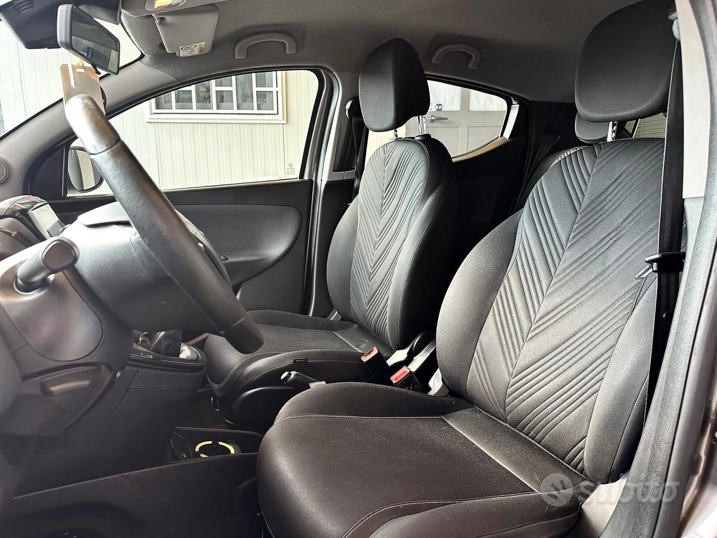 Lancia Ypsilon 2023 photo 4