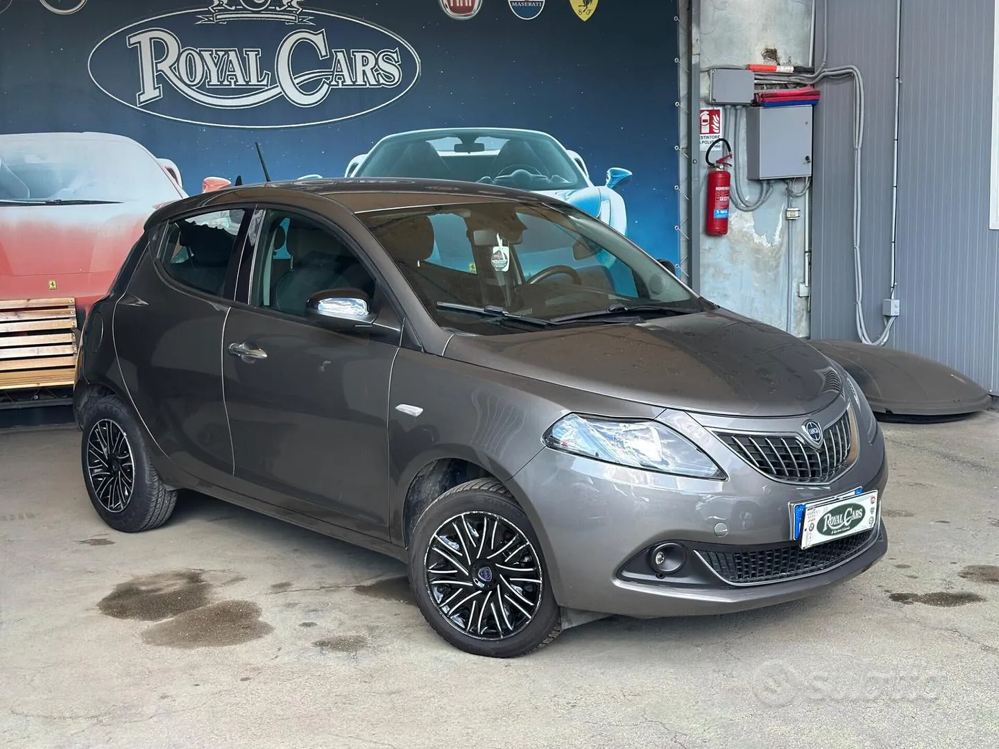 Lancia Ypsilon 2023 photo 2
