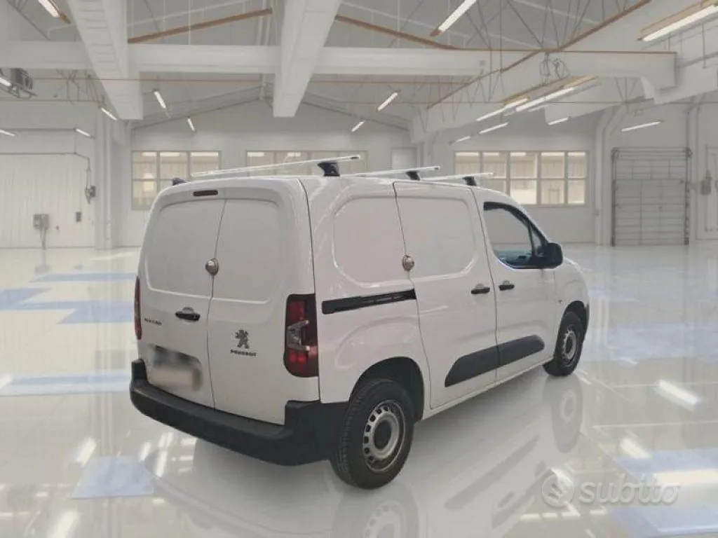 Peugeot Partner 2021 photo 2